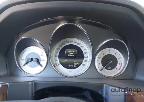 2015 Mercedes-Benz Glk 350 4Matic z USA, uszkodzony, nr VIN WDCGG8JB2FG441485